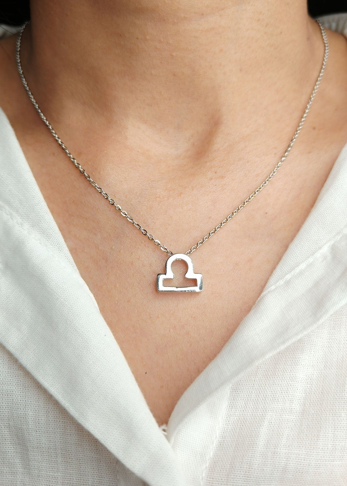 92.5 Sterling Silver Libra Zodiac Symbol Pendant + Chain