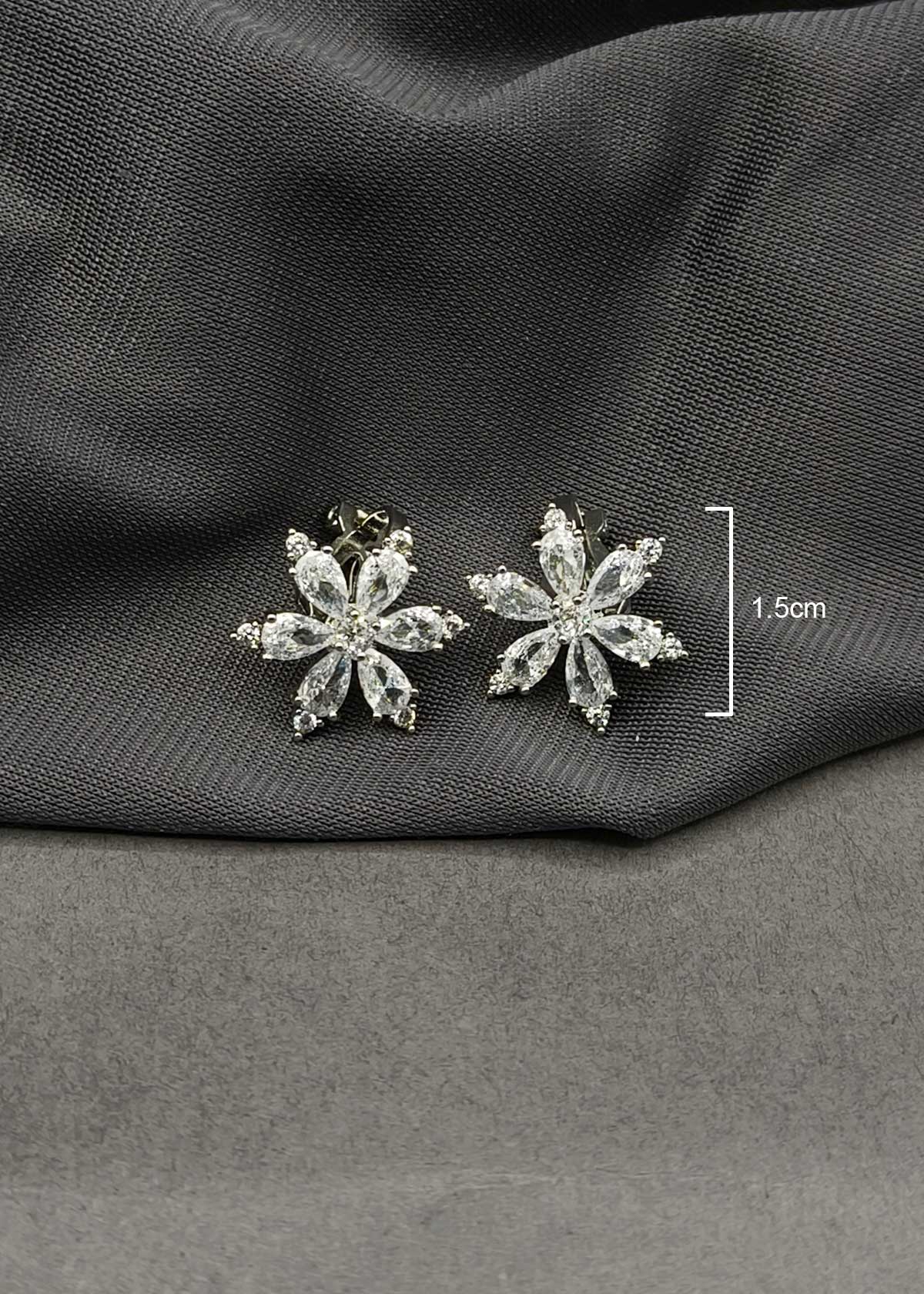 Floral Style Silver Plated Cubic Zircon Ear Cuff For Women