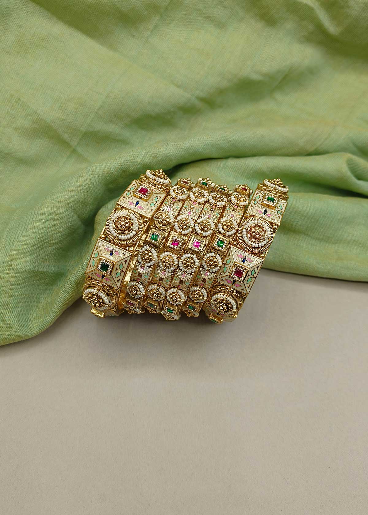 Royal Traditional Dual Tone With Meenakari Antique Gold Bangles (6 Pcs)