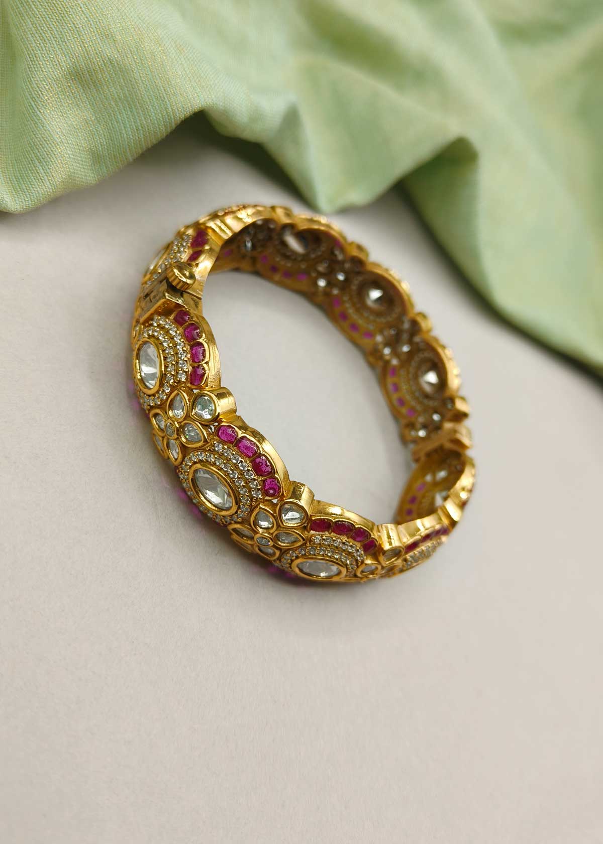 Heritage Designed Antique Gold Kundan And Cubic Zircon Meenakari Openable Kada Bangle For Women (Single)
