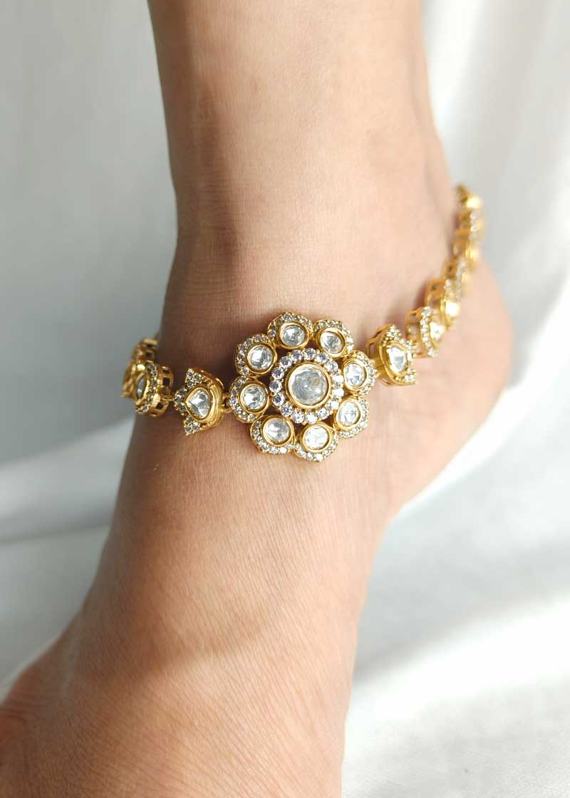 Luxurious Floral Kundan And Cubic Zircon Antique Gold Adjustable Payal/ Anklet For Women