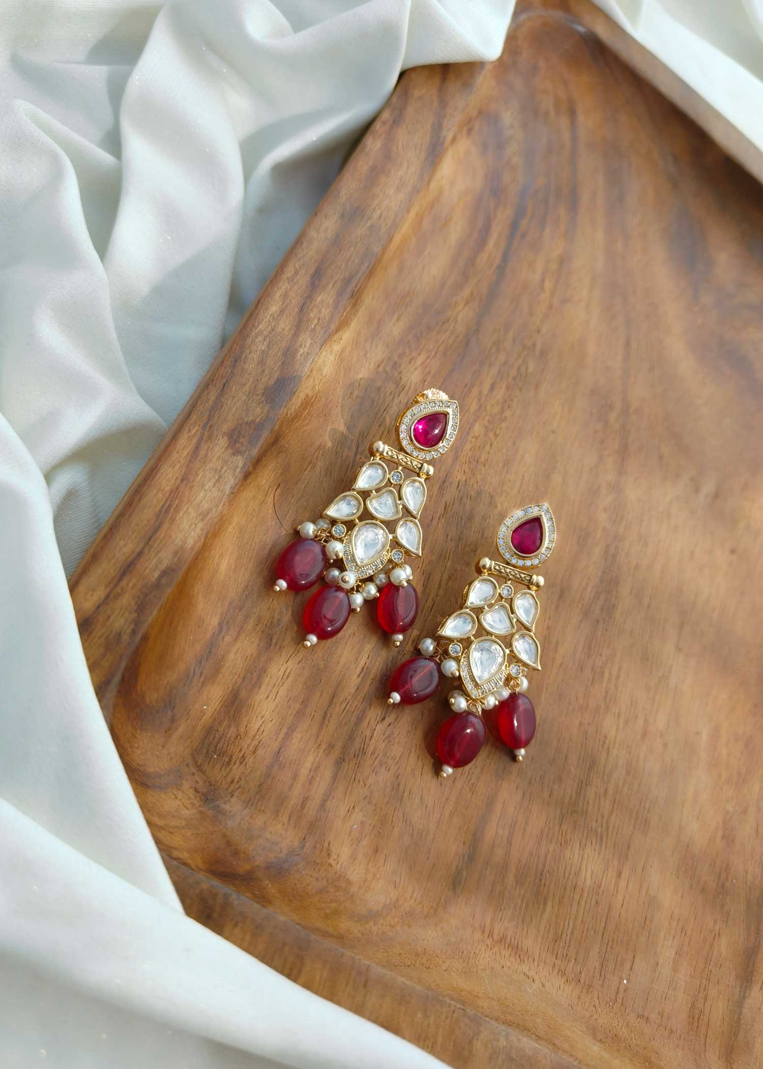 Matt Gold Plain / Ruby / Emerald Kundan Pearl Short Necklace Set