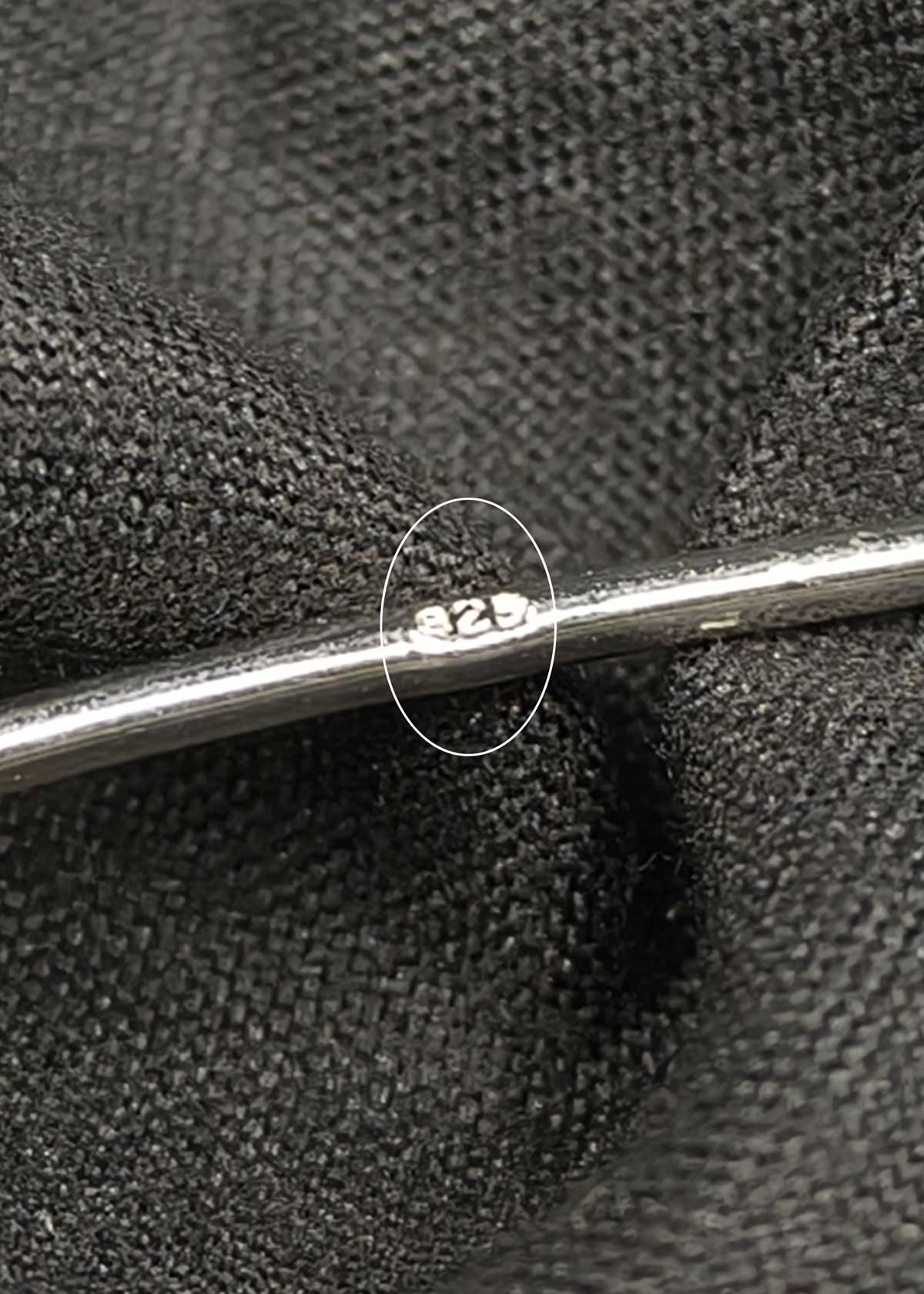 92.5 Sterling Silver Cubic Zircon Minimalist Wire Choker Style Necklace Set