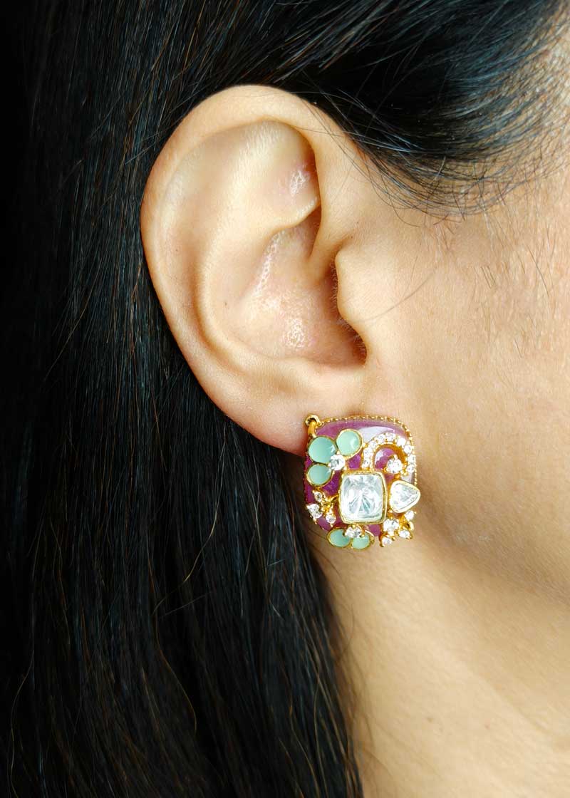 Royal Floral Pattern Purple Kundan And Cubic Zircon Gold Plated Pendant Set With Chain