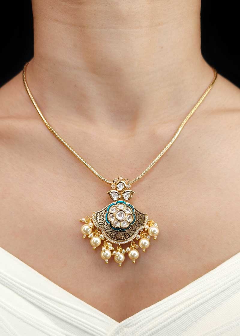 Floral Motif Kundan And Cubic Zircon Matt Gold Polish Meenakari Pendant Set With Chain
