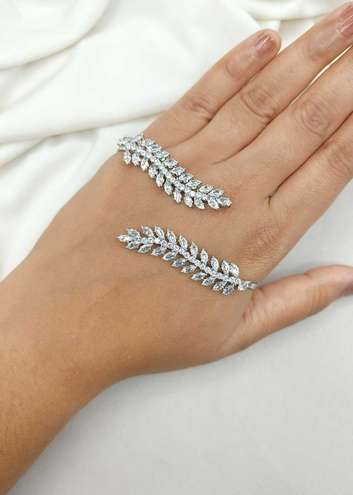 Double Branch Cubic Zircon And Marquise Diamond Silver Plated Hand Cuff Palm Bracelet