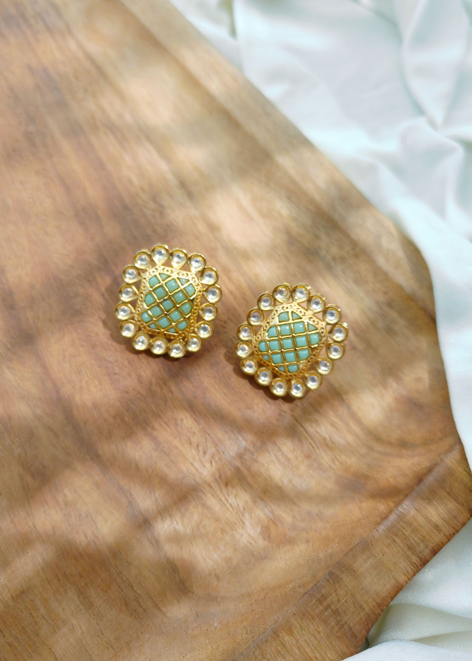 Mint Green Kundan Pearl Choker Necklace Set