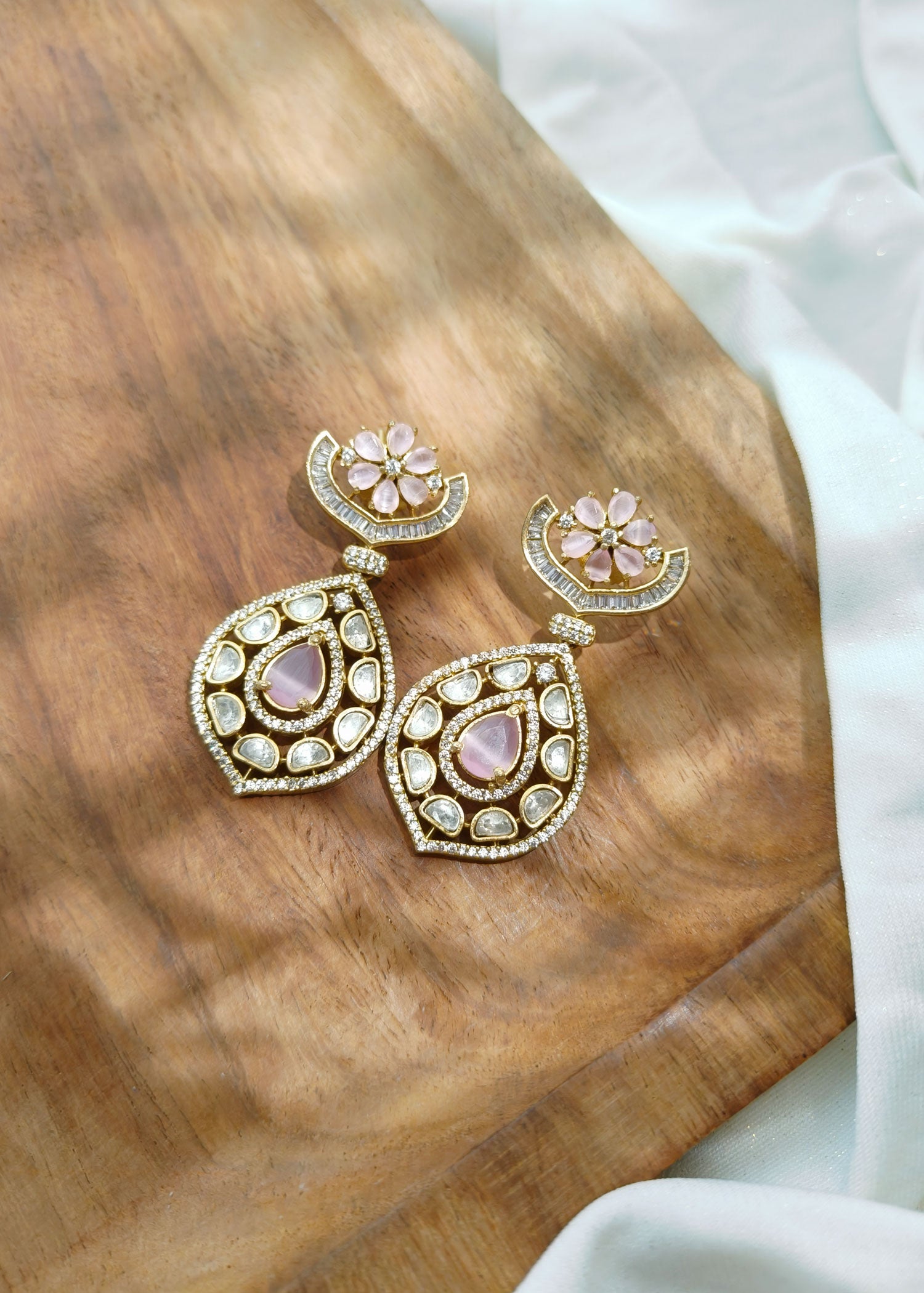 Light Pink Stone Kundan & Zircon Necklace Set