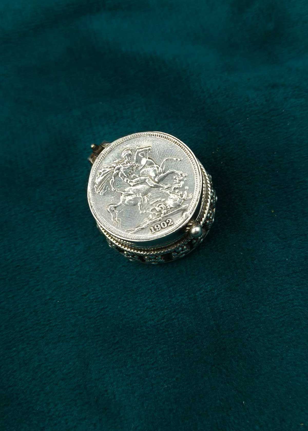 92.5 Sterling Silver 1902 Antique Coin Motif & Filigree Detail Sindoor Box / Kumkum Box