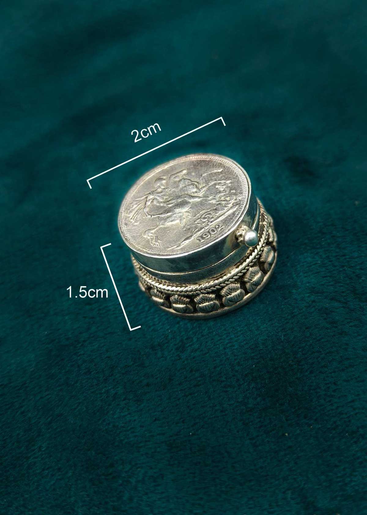 92.5 Sterling Silver 1902 Sovereign Embossing Coin Sindoor Box / Kumkum Box