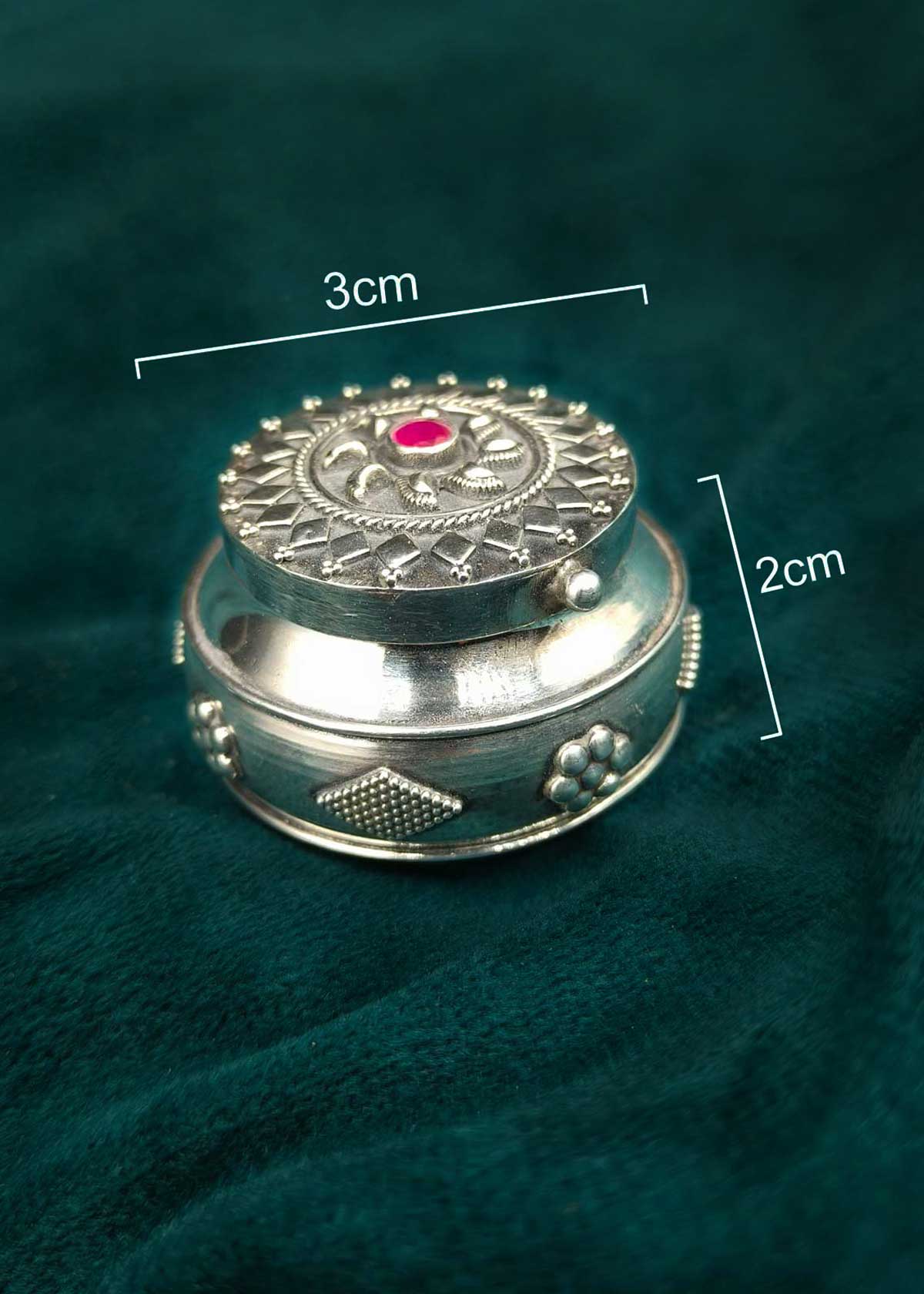92.5 Sterling Silver Sun Embossed Sindoor Box / Kumkum Box With Ruby Stone