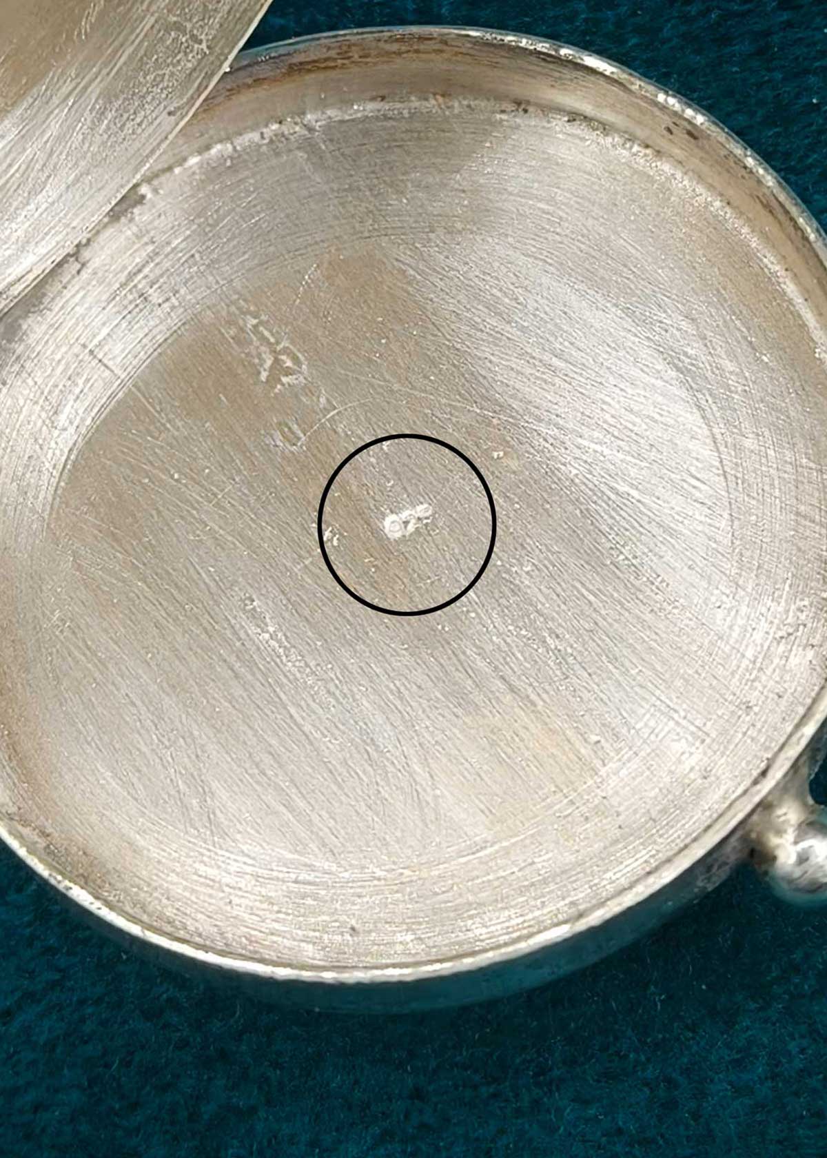 92.5 Sterling Silver Sun Embossed Sindoor Box / Kumkum Box With Ruby Stone