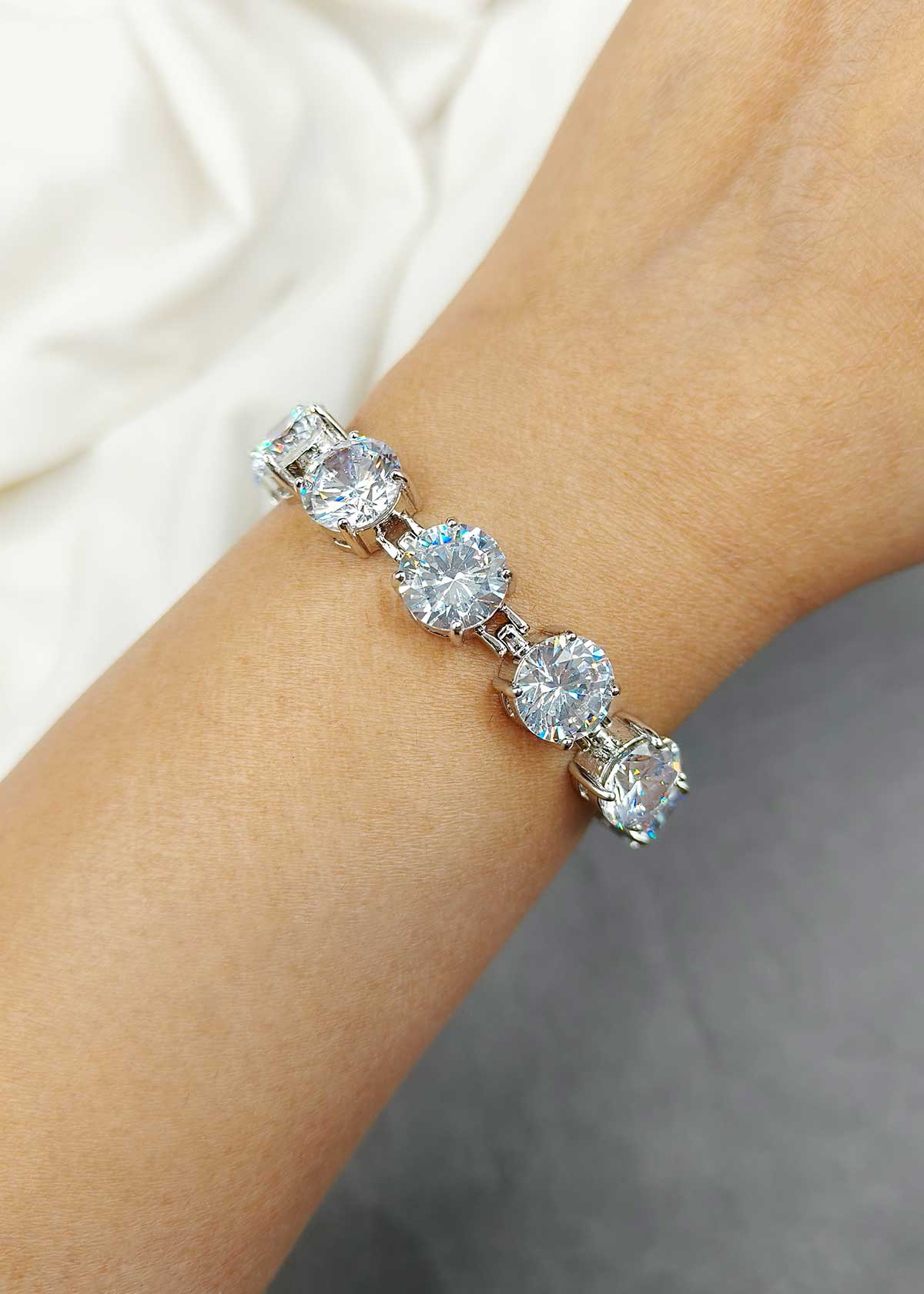 Elegant Round Cut Diamond Style Dual Tone Tennis Loose Bracelet