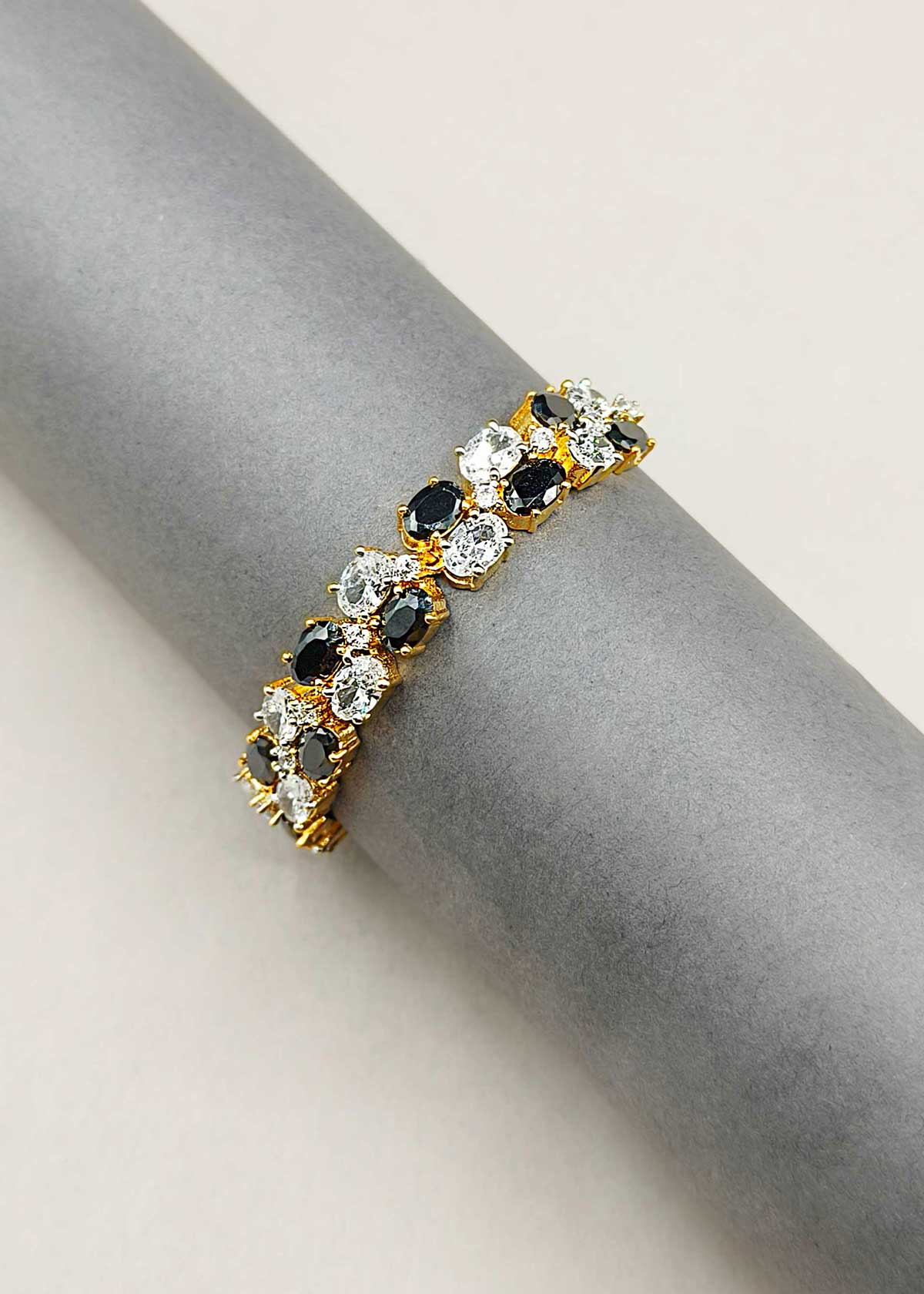 Luxury Oval Diamond Style Black Double Row Gold Plated Adjustable Loose Slider Bracelet