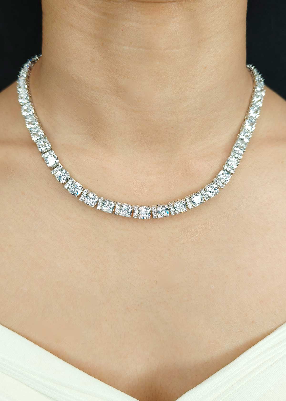 Luxurious Silver Plated Diamond Short Necklace Set For Women
