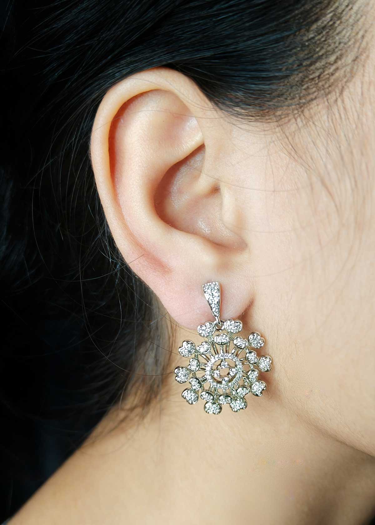 Royal Circular Style Silver Plated Cubic Zircon Short Necklace Set For Women