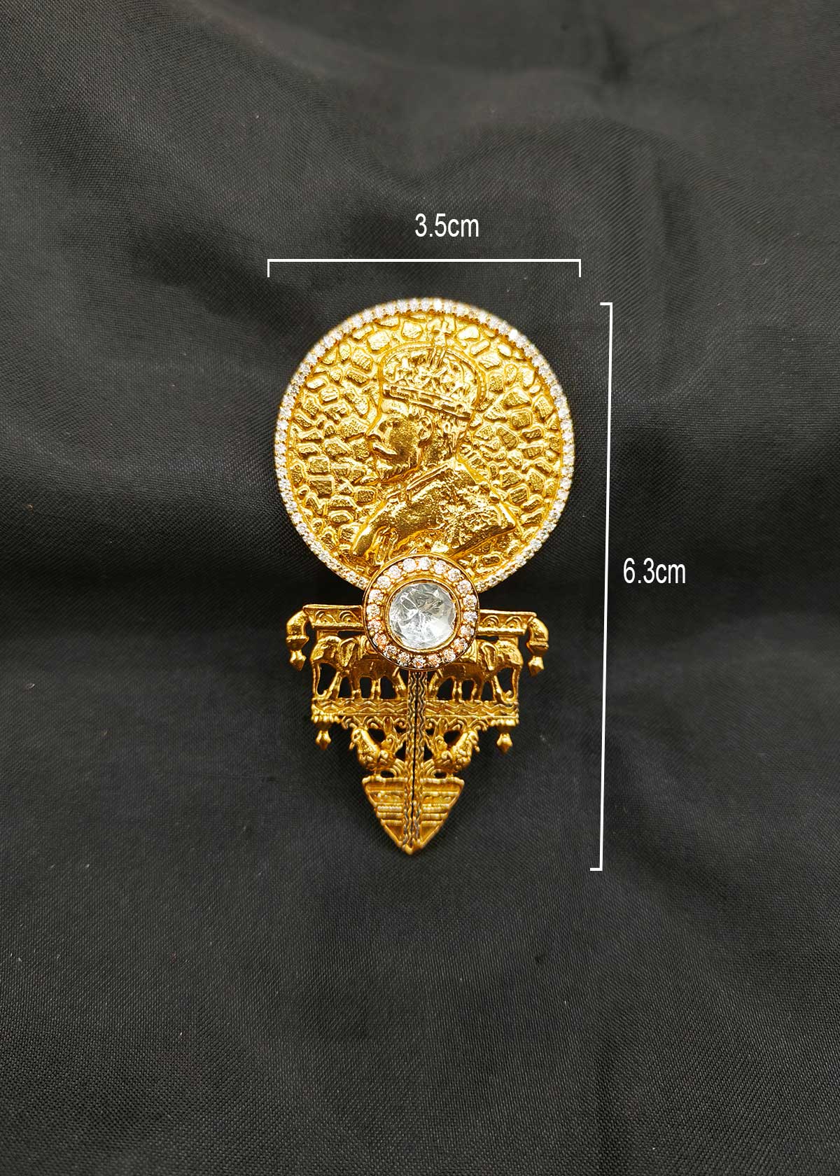 Heritage Inspired Matt Gold Plated Cubic Zircon & Kundan Embossed Royal Portrait Brooch / Lapel Pin
