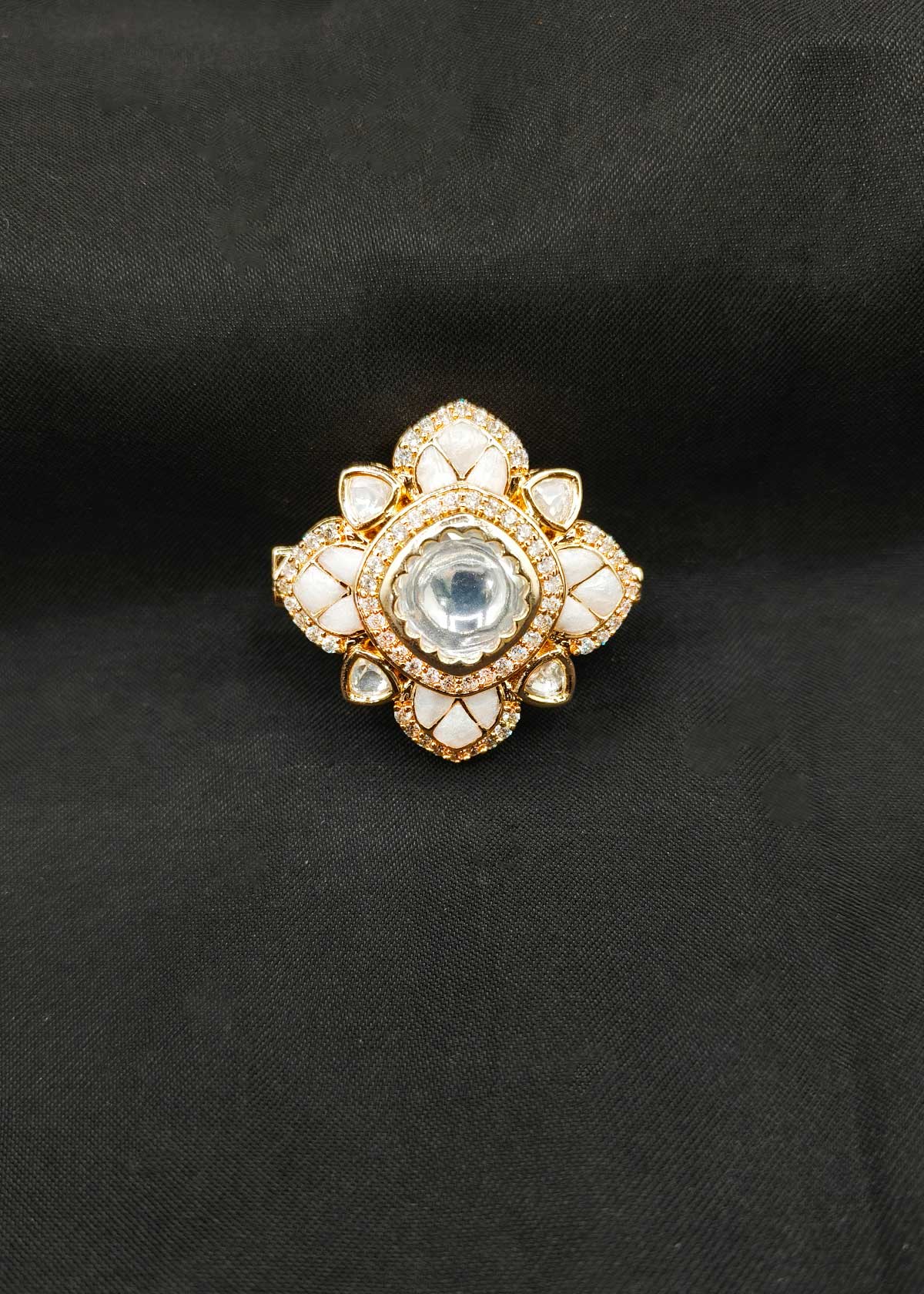 Delicate Floral Mother Of Pearl Cubic Zircon Kundan Carat Polish Brooch / Lapel Pin