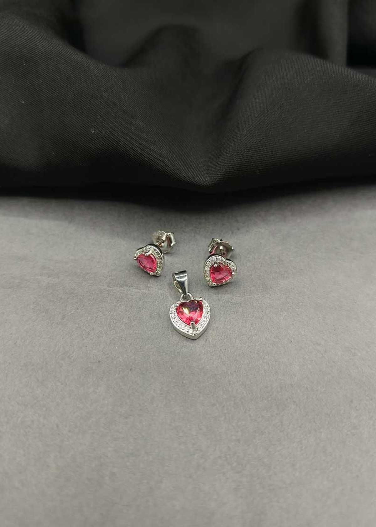 92.5 Sterling Silver Cubic Zircon Ruby And Black Onyx Delicate Heart Pendant Set