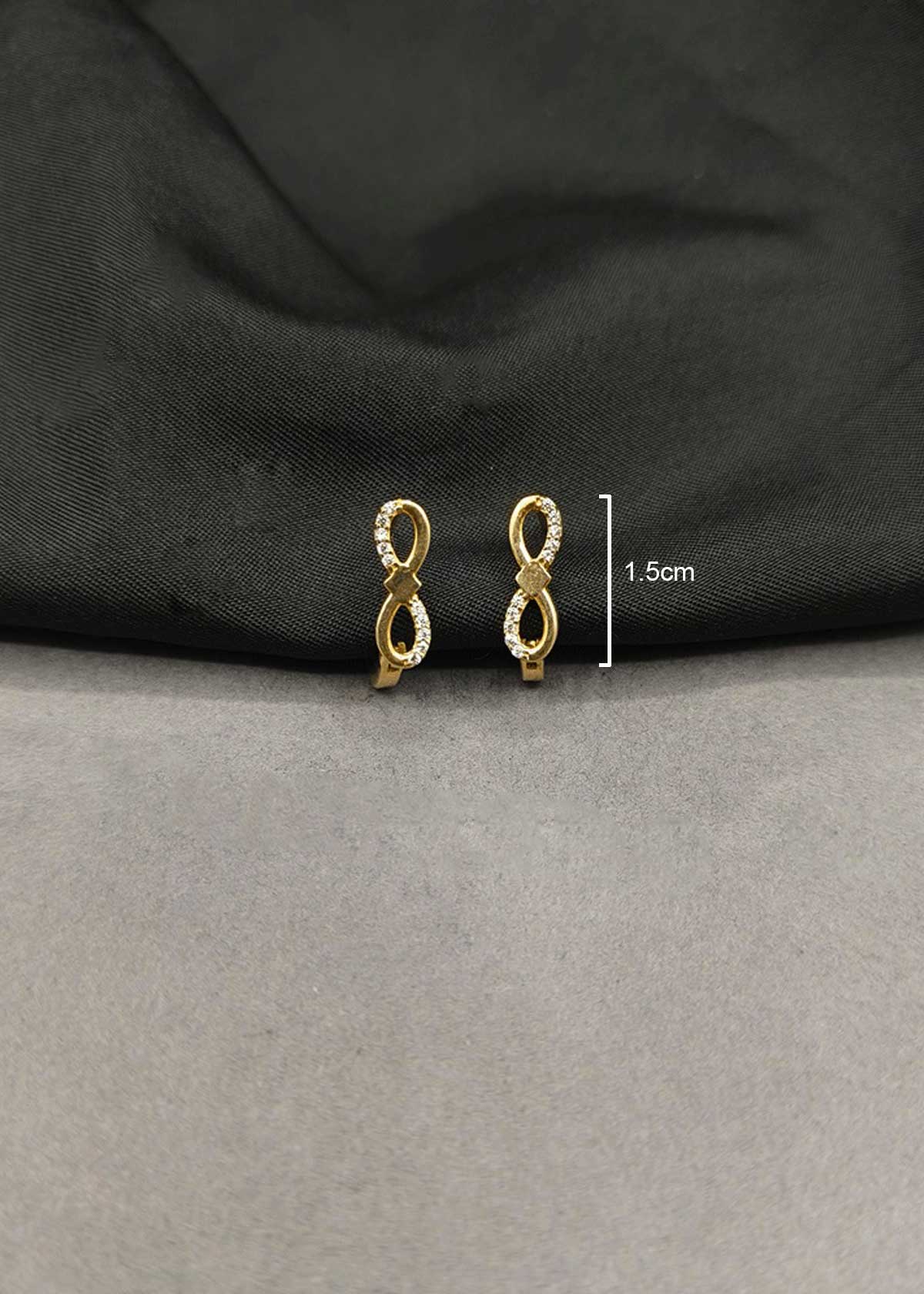 92.5 Sterling Silver Gold Plated Cubic Zircon Infinity Symbol Delicate Pendant Set With Adjustable Chain