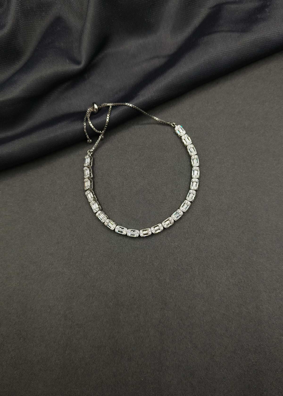 92.5 Sterling Silver Baguette And Cubic Zircon Adjustable Loose Slider Bracelet