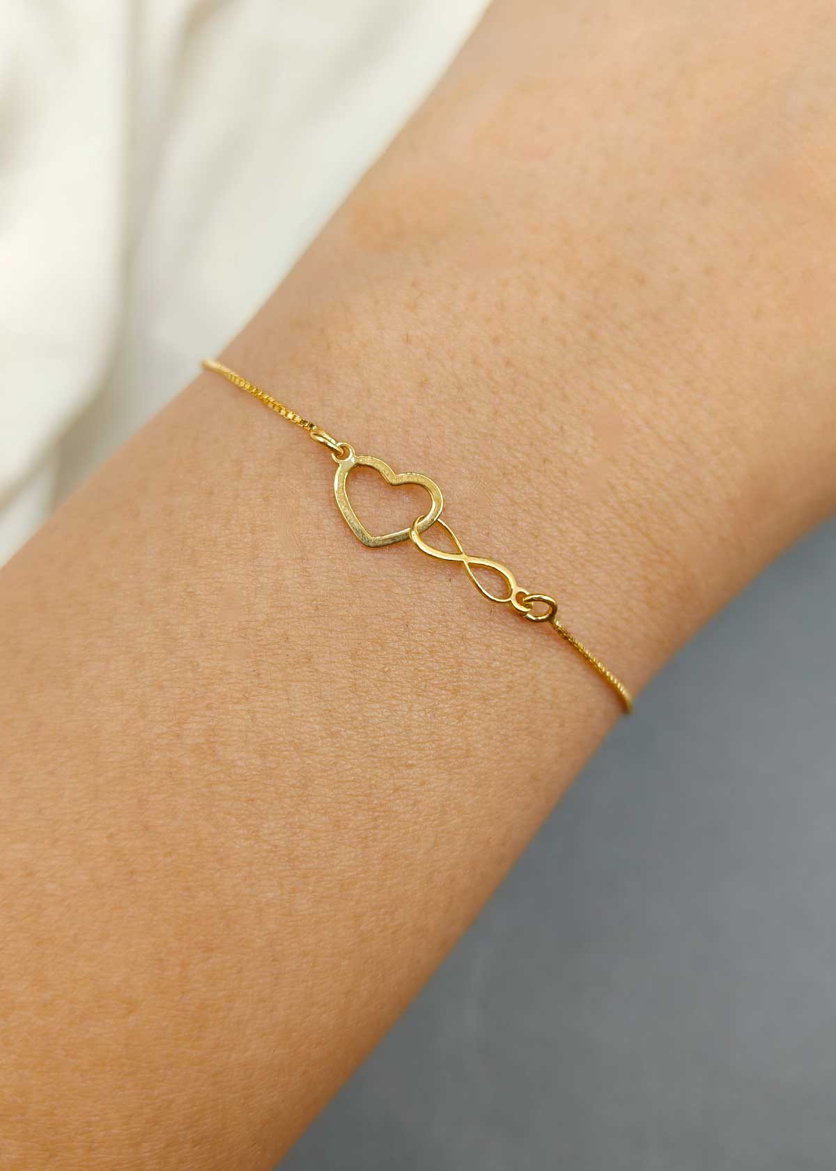 92.5 Sterling Silver Gold Plated Infinity Heart Adjustable Loose Bracelet