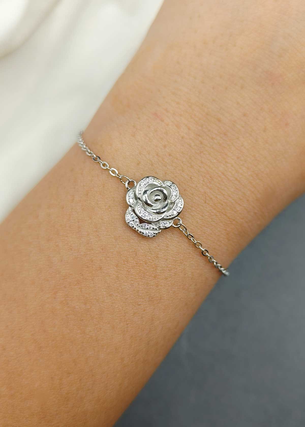 92.5 Sterling Silver Rose Motif Adjustable Loose Bracelet