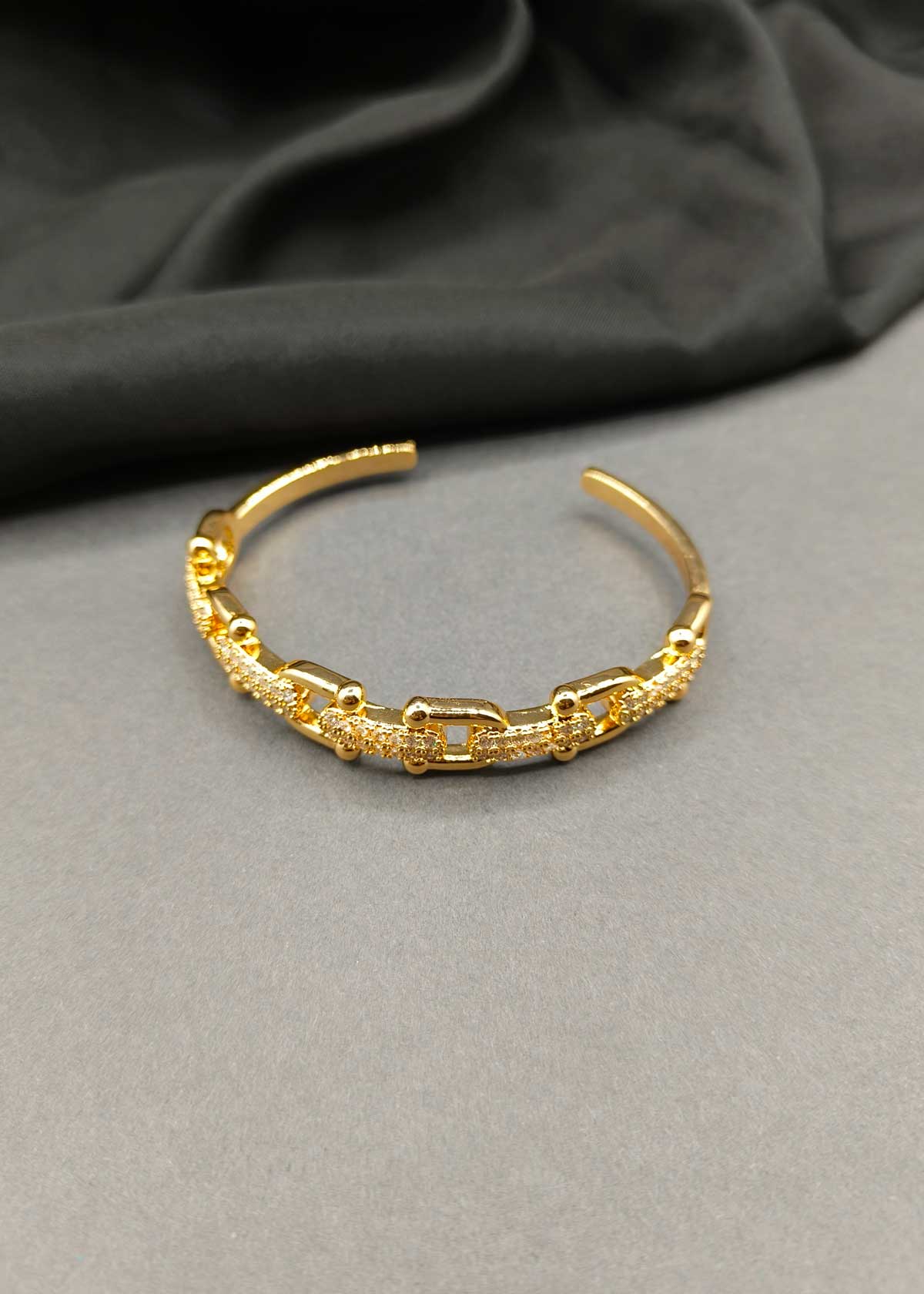 Two Tone Textured Link Cubic Zircon Openable Kada For Women