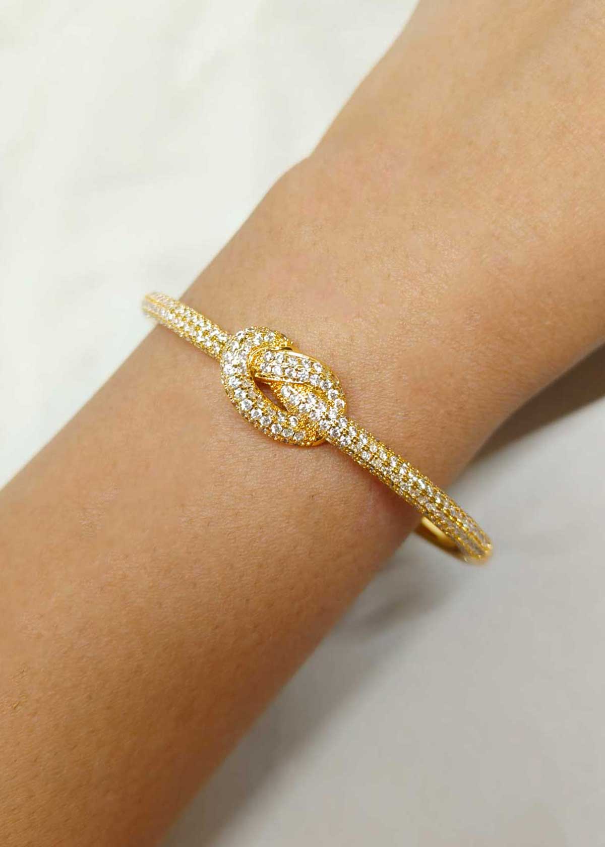Sparkling Cubic Zircon Knot Design Gold And Silver Plated Openable Kada