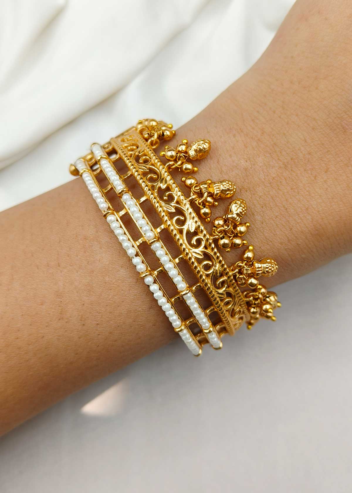 Regal Carat Gold Plated Pearl Row Bangles With Ghungaroo Droplets (1Pc)