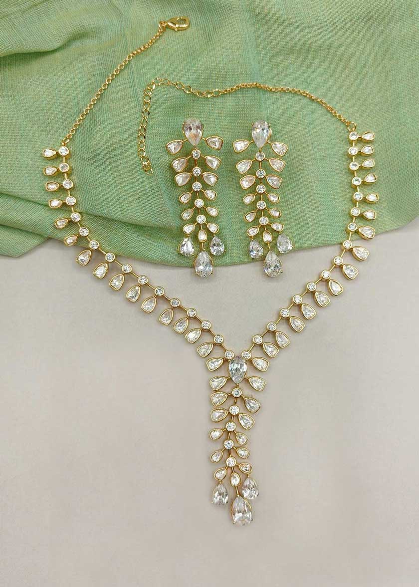 Traditional Kundan & Drop Shape Ruby Diamond Gold Plated Short Necklace Set