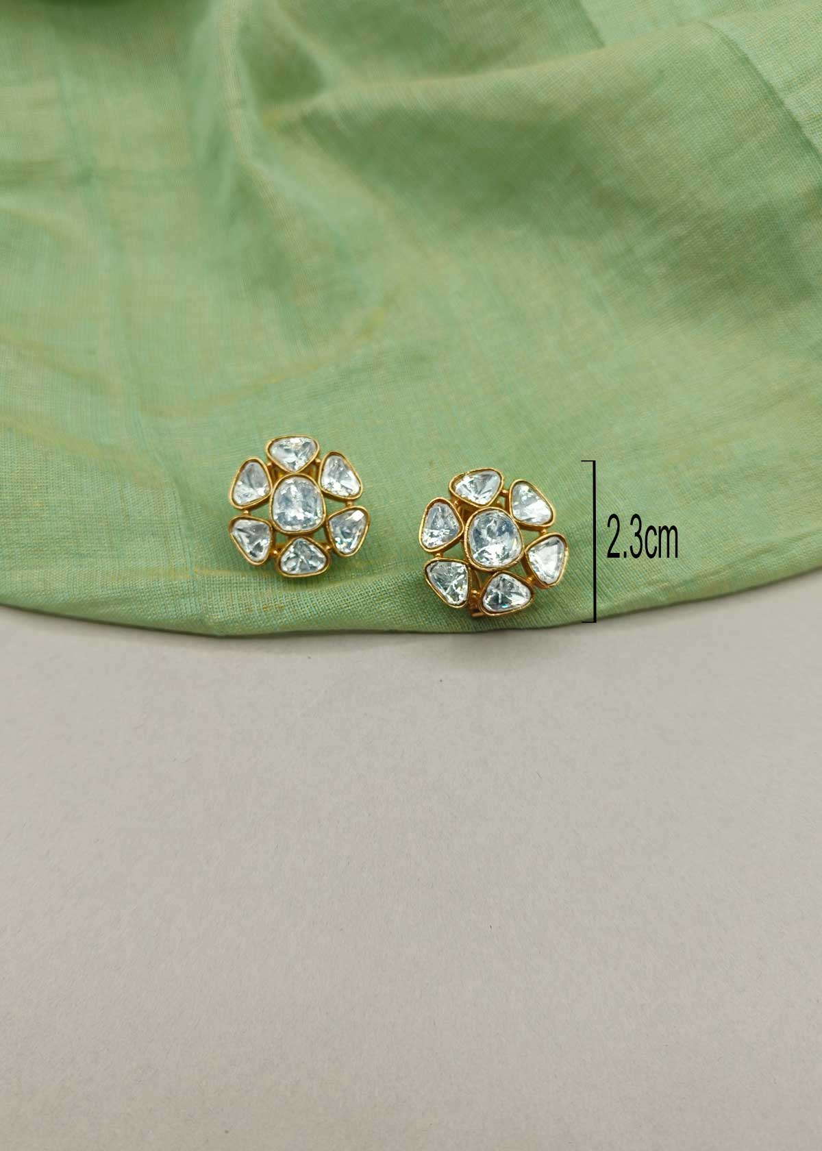 Heritage Inspired Matt Gold Plated Kundan Adjustable Short Necklace