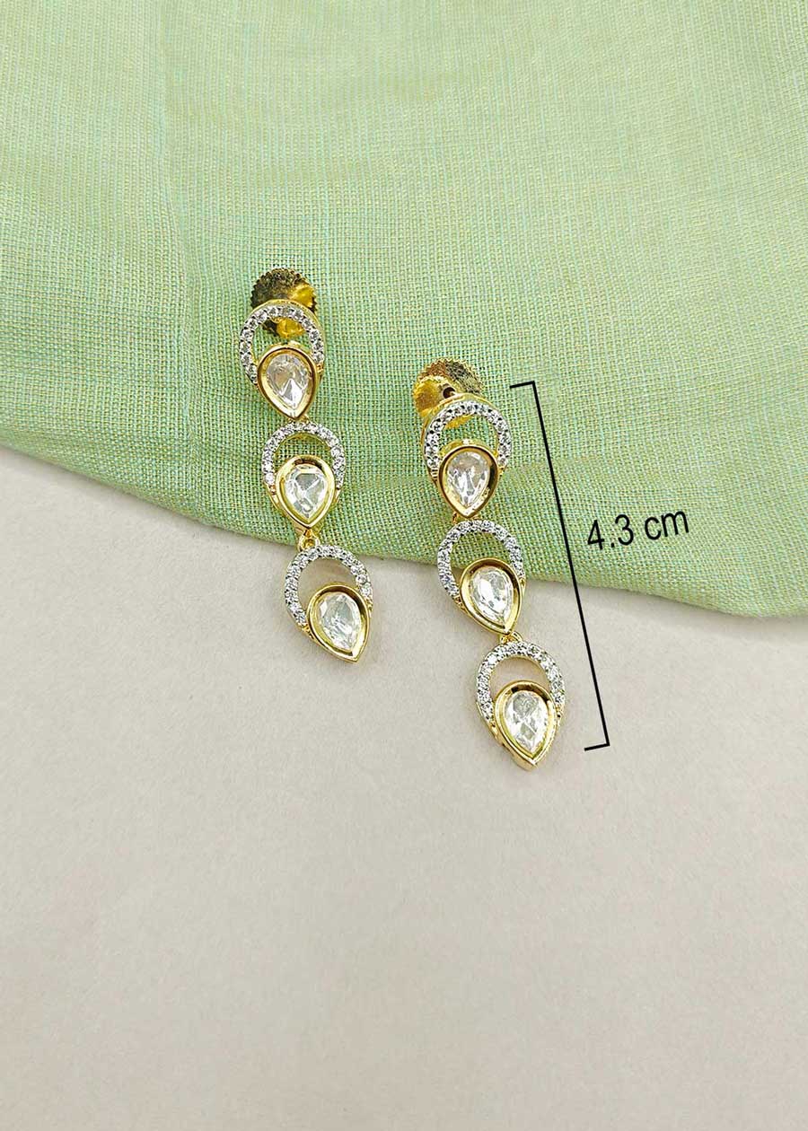 Dual Tone Teardrop Kundan Necklace Set With Shimmering Cubic Zircon