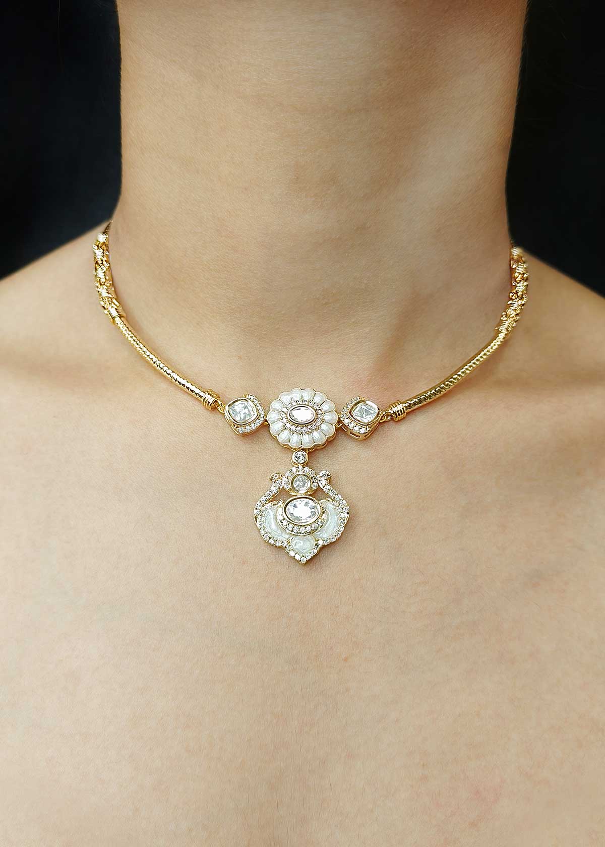 Shimmering Cubic Zircon & Kundan Mother Of Pearl Adjustable Short Necklace Set