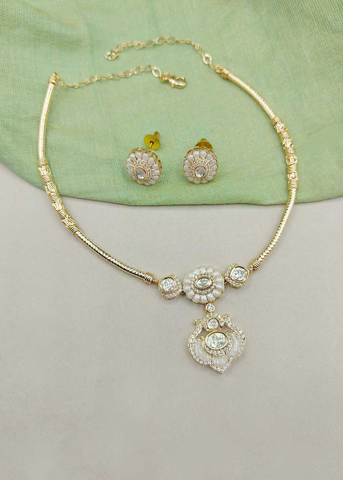 Shimmering Cubic Zircon & Kundan Mother Of Pearl Adjustable Short Necklace Set