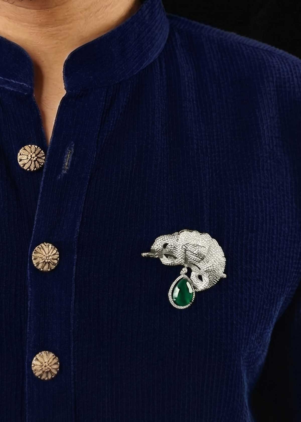 Chameleon Motif Emerald & Cubic Zircon Brooch / Lapel Pin