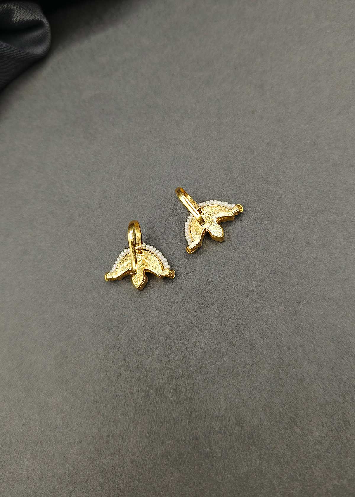 Regal Antique Gold Kundan & Pearl Meenakari Ear Cuff For Women