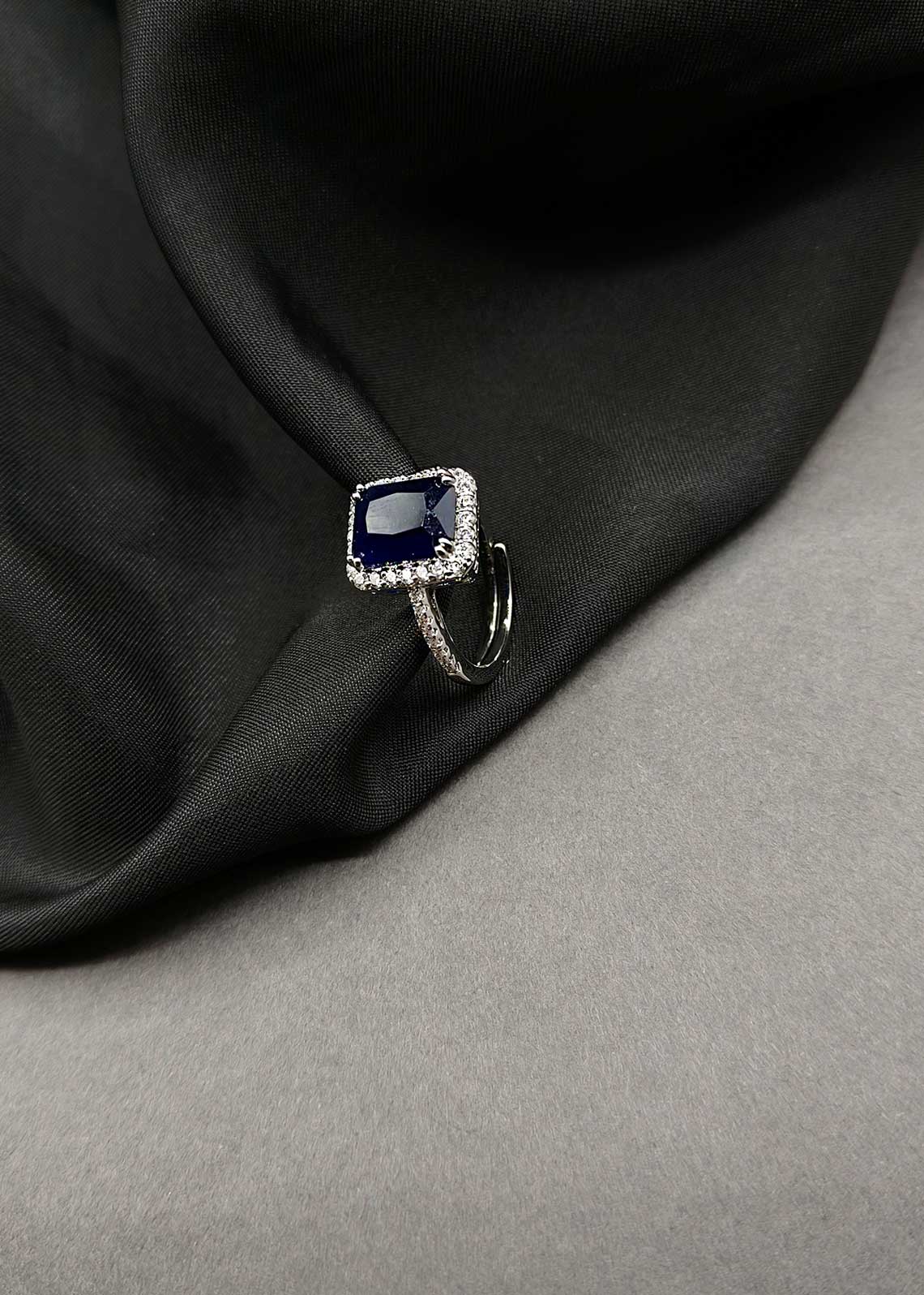 Silver Plated Blue Sapphire & Cubic Zircon Adjustable Finger Ring