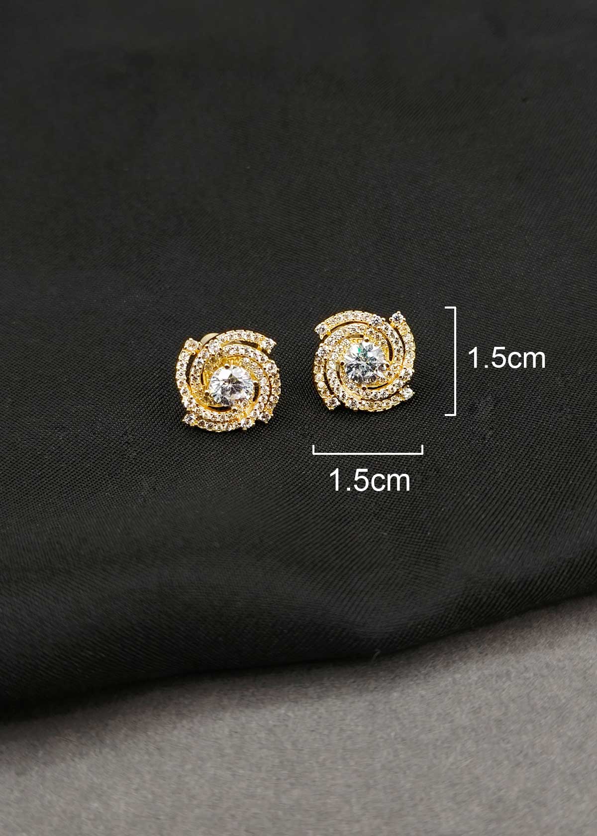 Luxurious Gold Plated Solitaire Diamond Swirl Pendant Set With Chain
