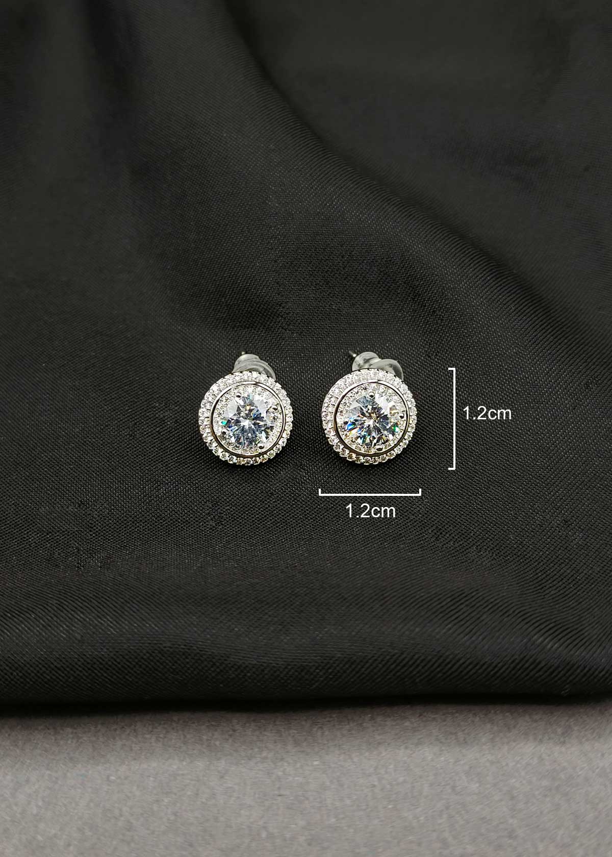 Classic Round Cut Halo Cubic Zircon Silver Plated Pendant Set With Chain