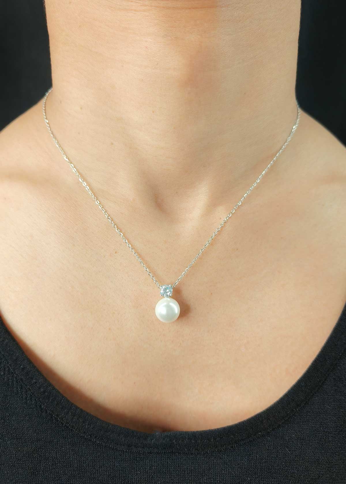 Beautiful Silver Plated Pearl And Solitaire Zircon Pendant Set With Delicate Chain