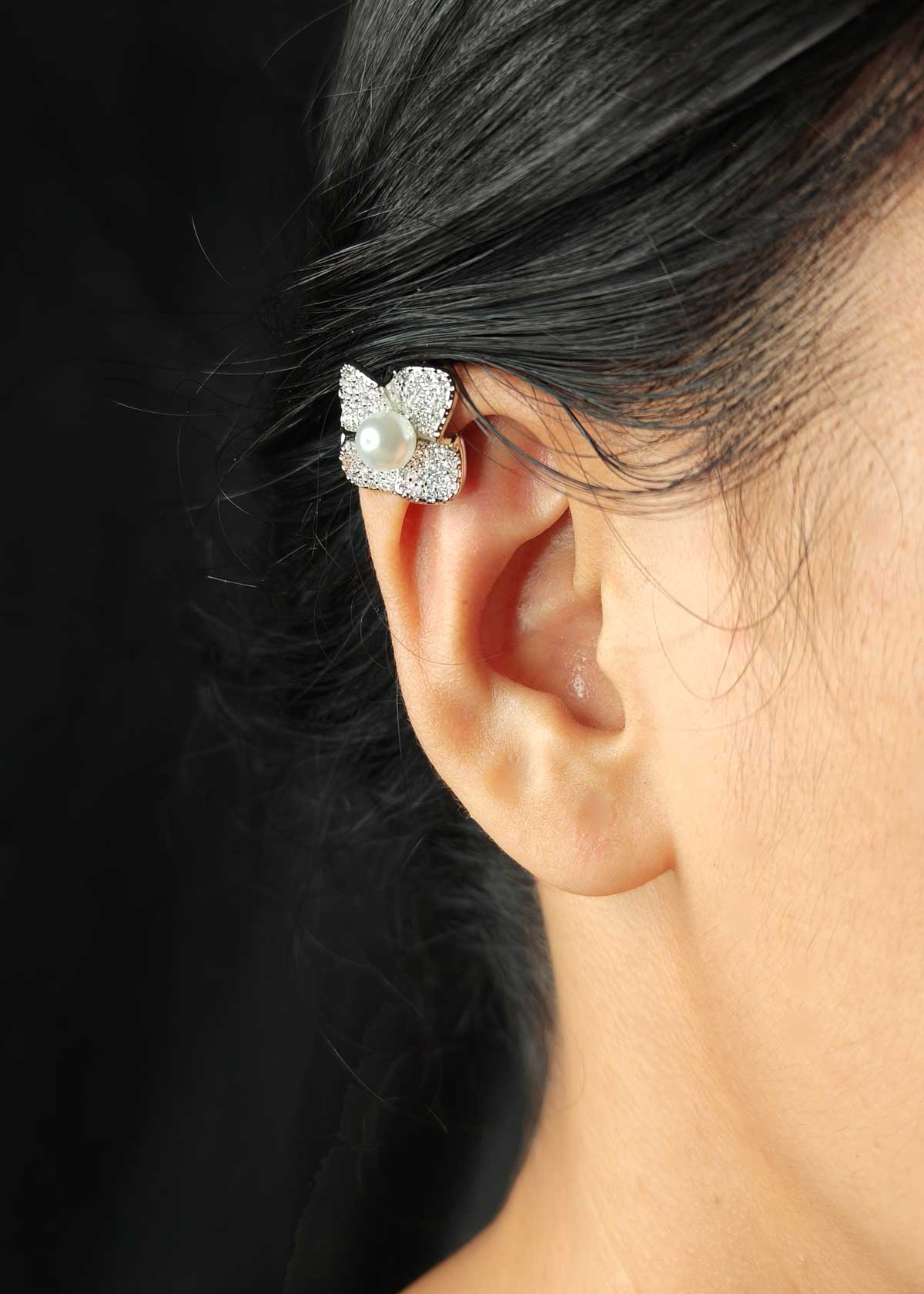 Timeless Cubic Zircon Gold Plated Pearl And Silver Plated Pearl Ear Cuff For Women