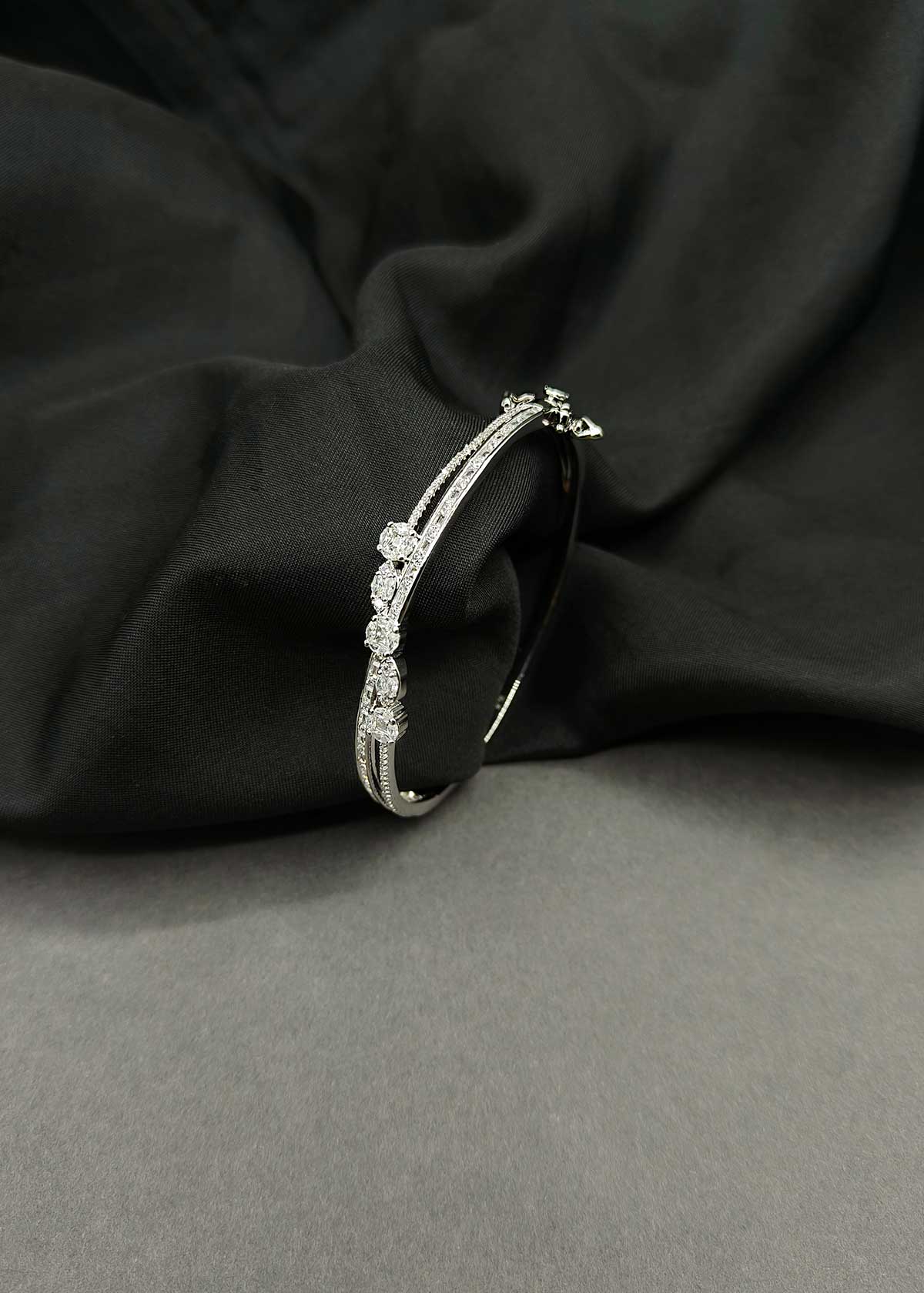Elegant Silver Plated Cubic Zircon Marquise & Baguette Diamond Openable Kada Bracelet