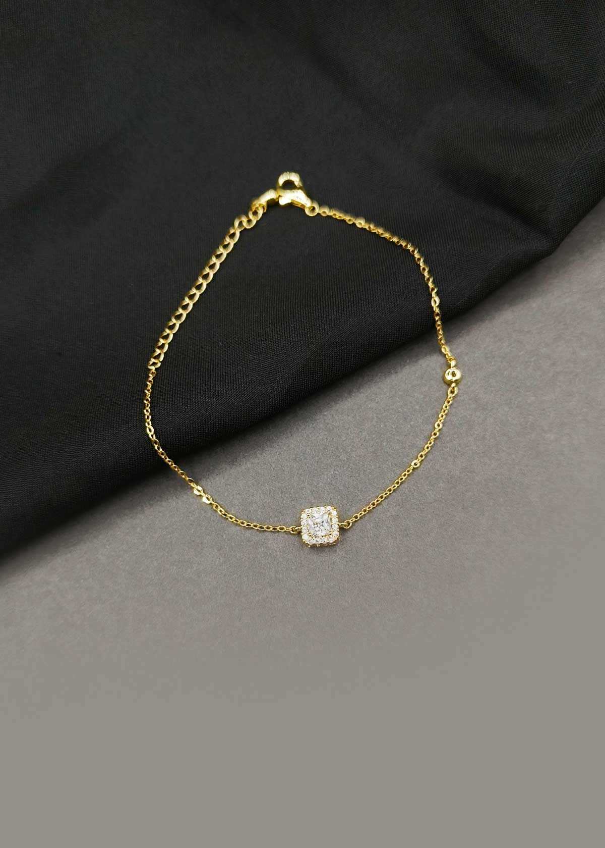 Delicate Gold And Silver-Plated Cubic Zircon Square Halo Adjustable Loose Bracelet