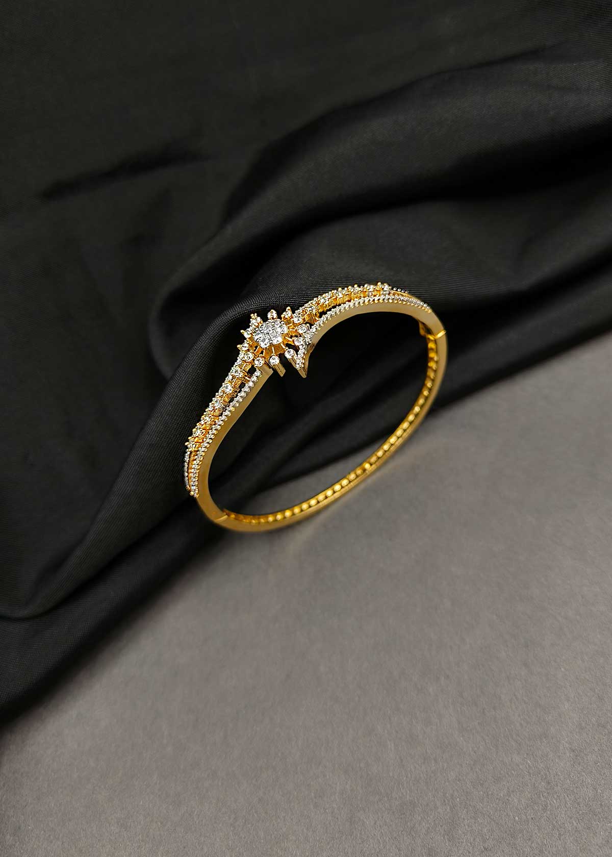 Beautiful Starburst Cubic Zircon Gold And Silver Plated Openable Kada Bracelet