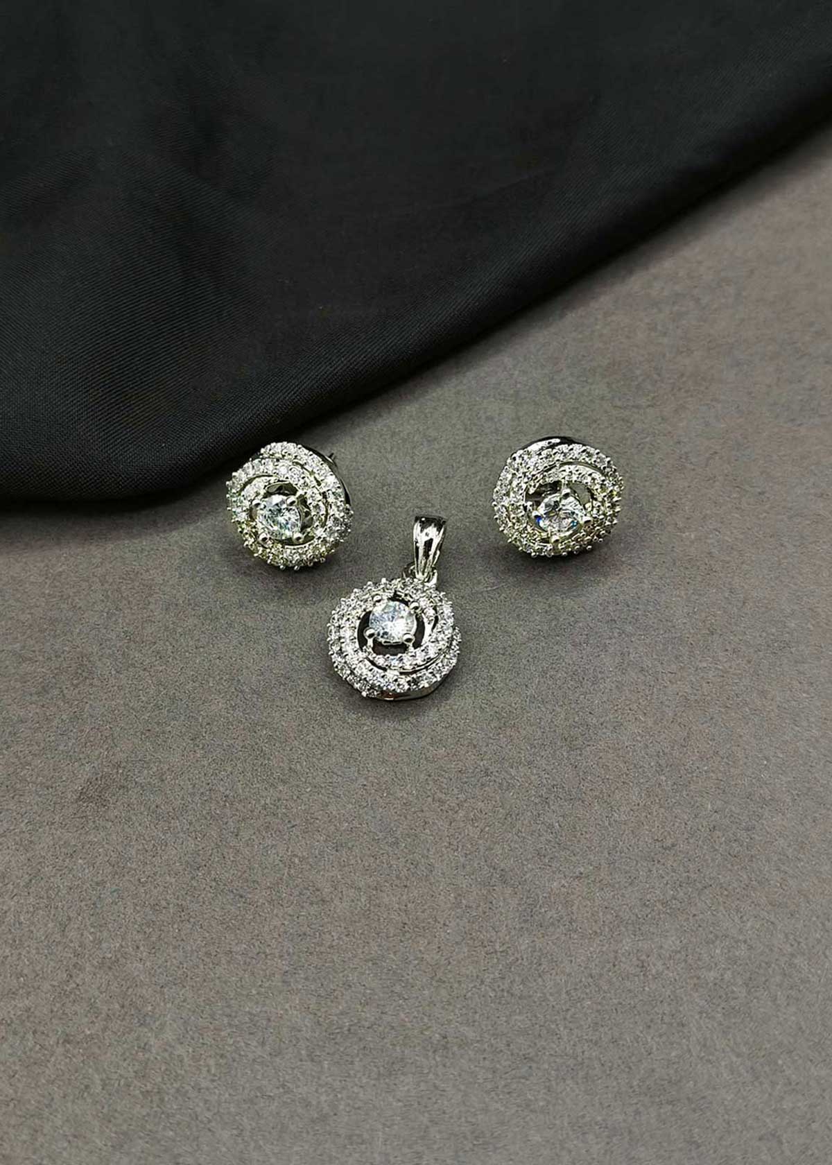 Radiant Swirl Cubic Zircon Pendant Set For Women