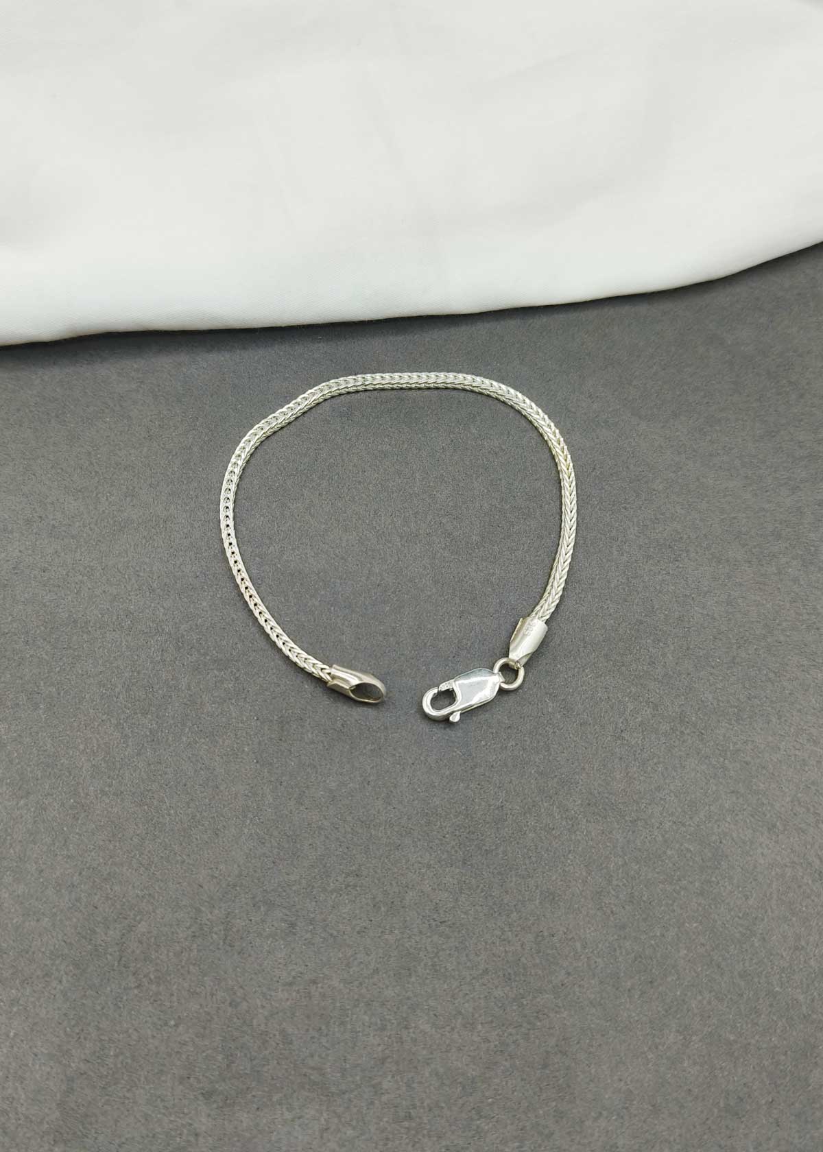 92.5 Sterling Silver Delicate Men's Loose Bracelet