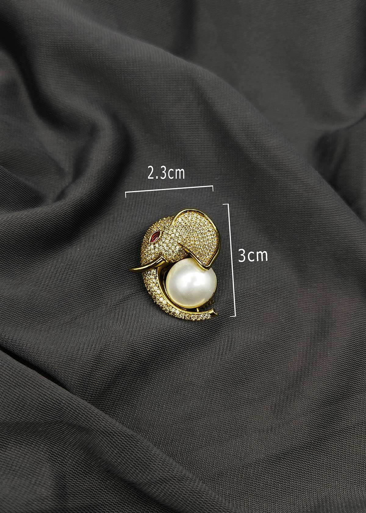 Majestic Cubic Zircon & Pearl Elephant Figurine Brooch / Lapel Pin