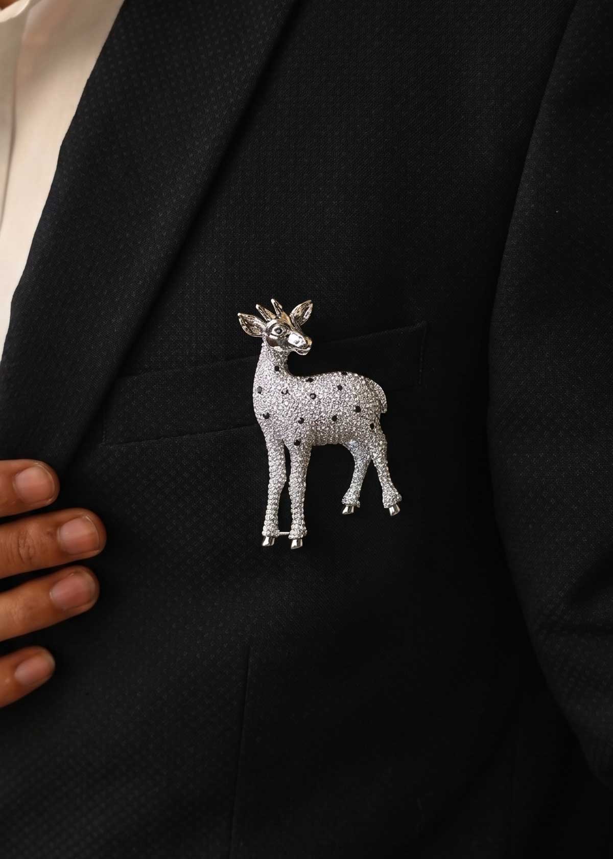 Radiant Cubic Zircon Stag Animal Brooch / Lapel Pin