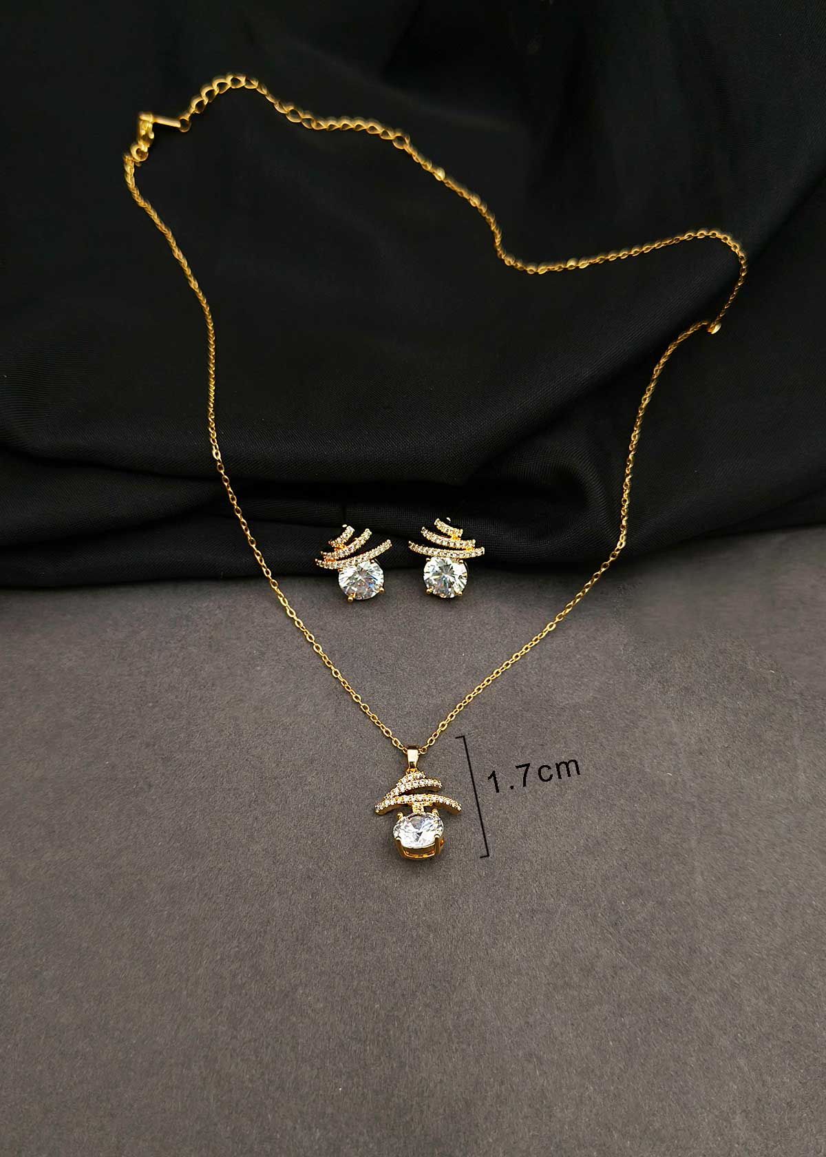 Royal Minimalist Layered Wave Cubic Zircon Delicate Pendant Set With Chain For Women